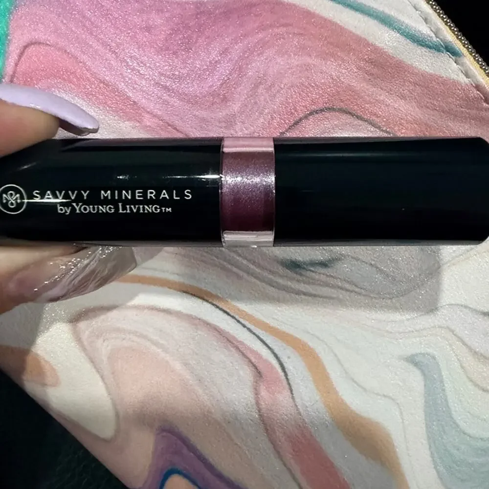 Savvy Minerals by Young Living Lipstick Uptown Girl Eyeshadow Determined NEW